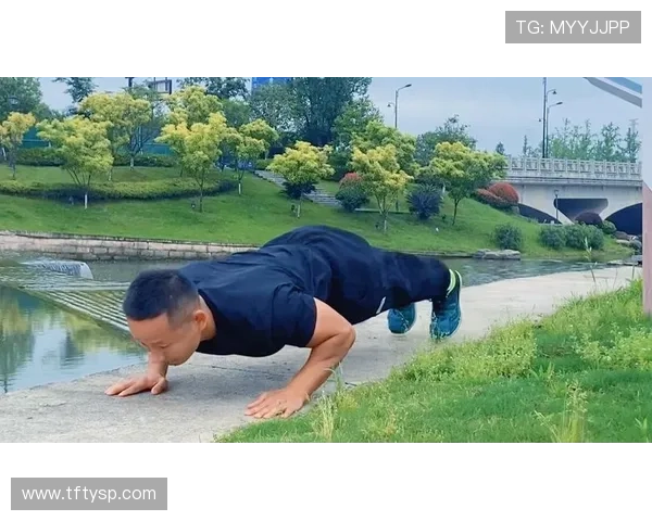 滑板运动专项体能训练方法与实用技巧全面提升平衡协调爆发力